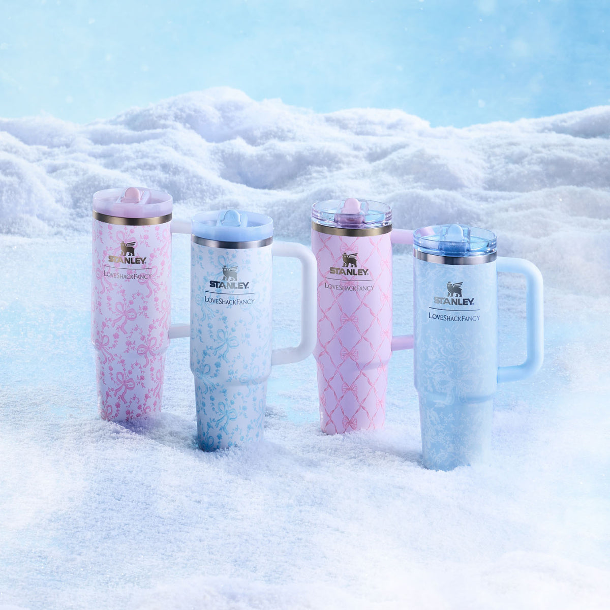 Stanley 1913 Stanley 1913 x LoveShackFancy Holiday Quencher® ProTour Flip Straw Tumbler 30 OZ 0.89 L in Coquette Bow Chantilly | View 4