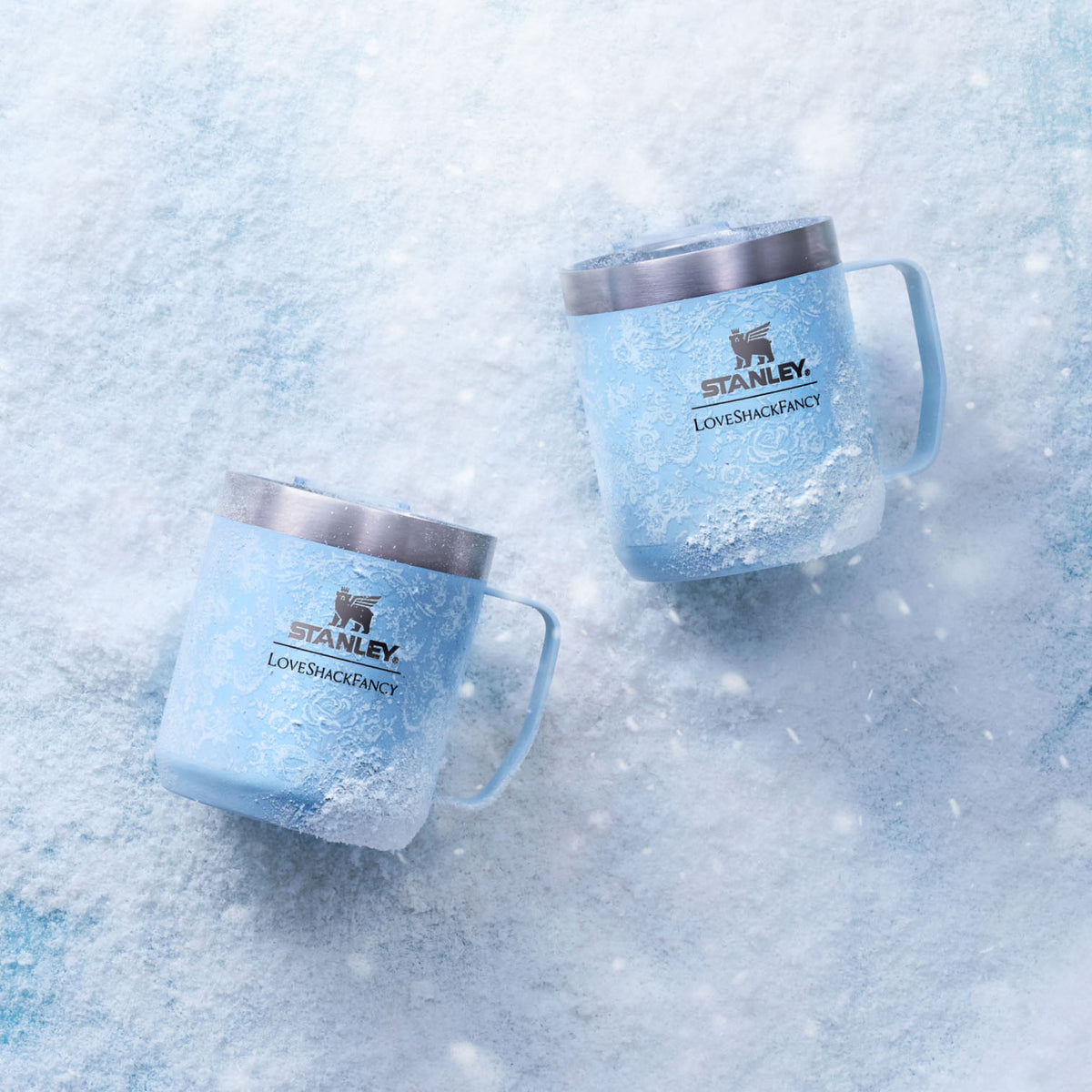 Stanley 1913 Stanley 1913 x LoveShackFancy Holiday Everyday Camp Mug Set 12 OZ 0.35 L in Toscana Toile Alpine Blue | View 5