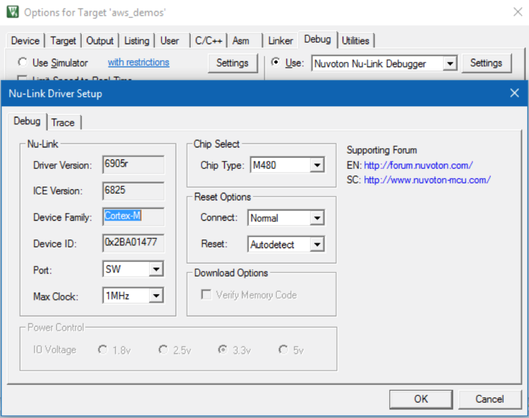 Nu-Link Dialog mit Debugger-Einstellungen mit Optionen für Treiberversion, ICE-Version, Gerätefamilie, Geräte-ID, Port, maximale Taktfrequenz, Chiptyp, Verbindungsmodus, Reset-Option und Stromregelspannungen.