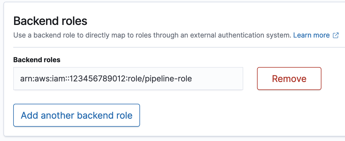 Abschnitt Back-End-Rollen, der einen AWS IAM Rollen-ARN für eine Pipeline-Rolle mit der Option Entfernen zeigt.