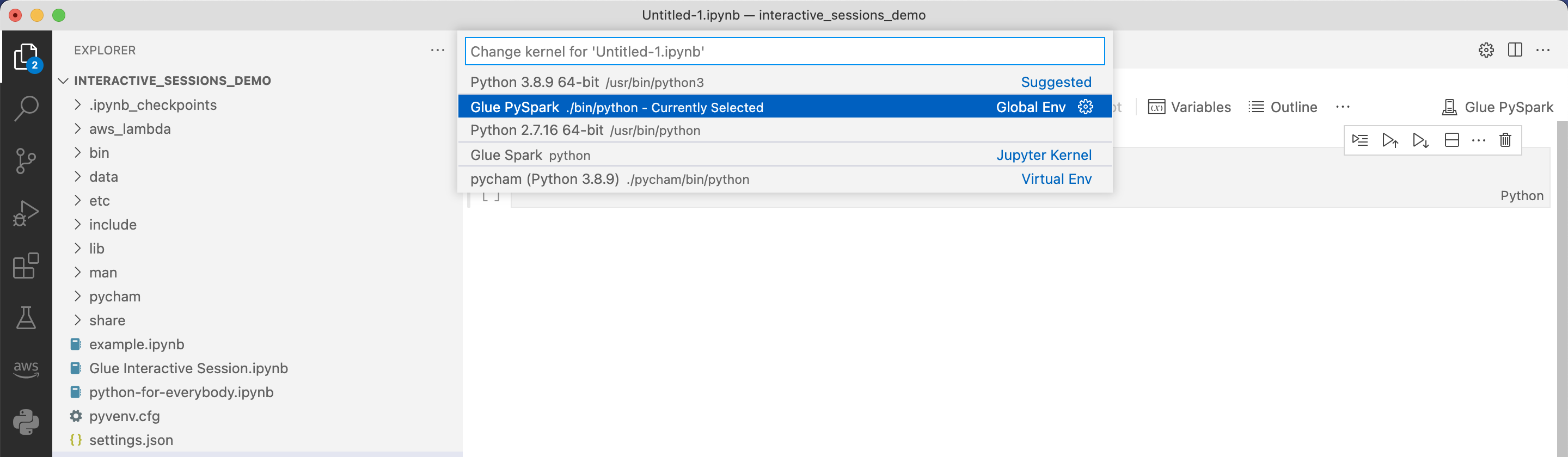 Tangkapan layar menunjukkan pilihan untuk AWS Glue PySpark.