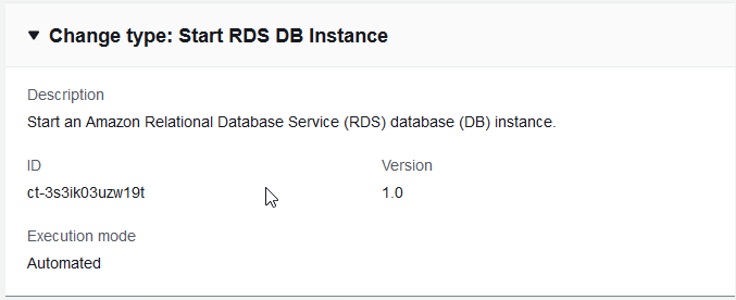 Perubahan ketik detail untuk memulai instance Amazon RDS database, termasuk ID dan versi.