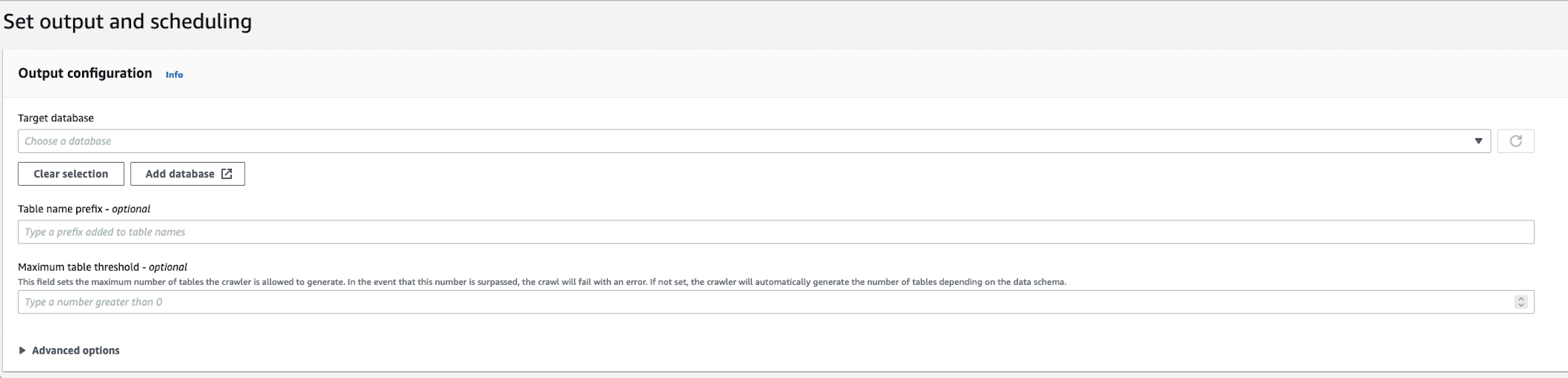 La sezione Output e pianificazione della AWS console che mostra il parametro della soglia massima della tabella.