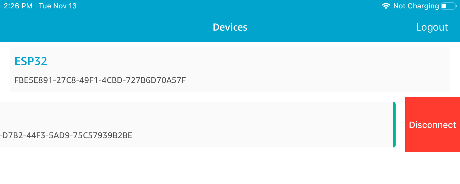 ESP32 디바이스 ID와 다른 디바이스 ID를 보여주는 디바이스 페이지입니다.