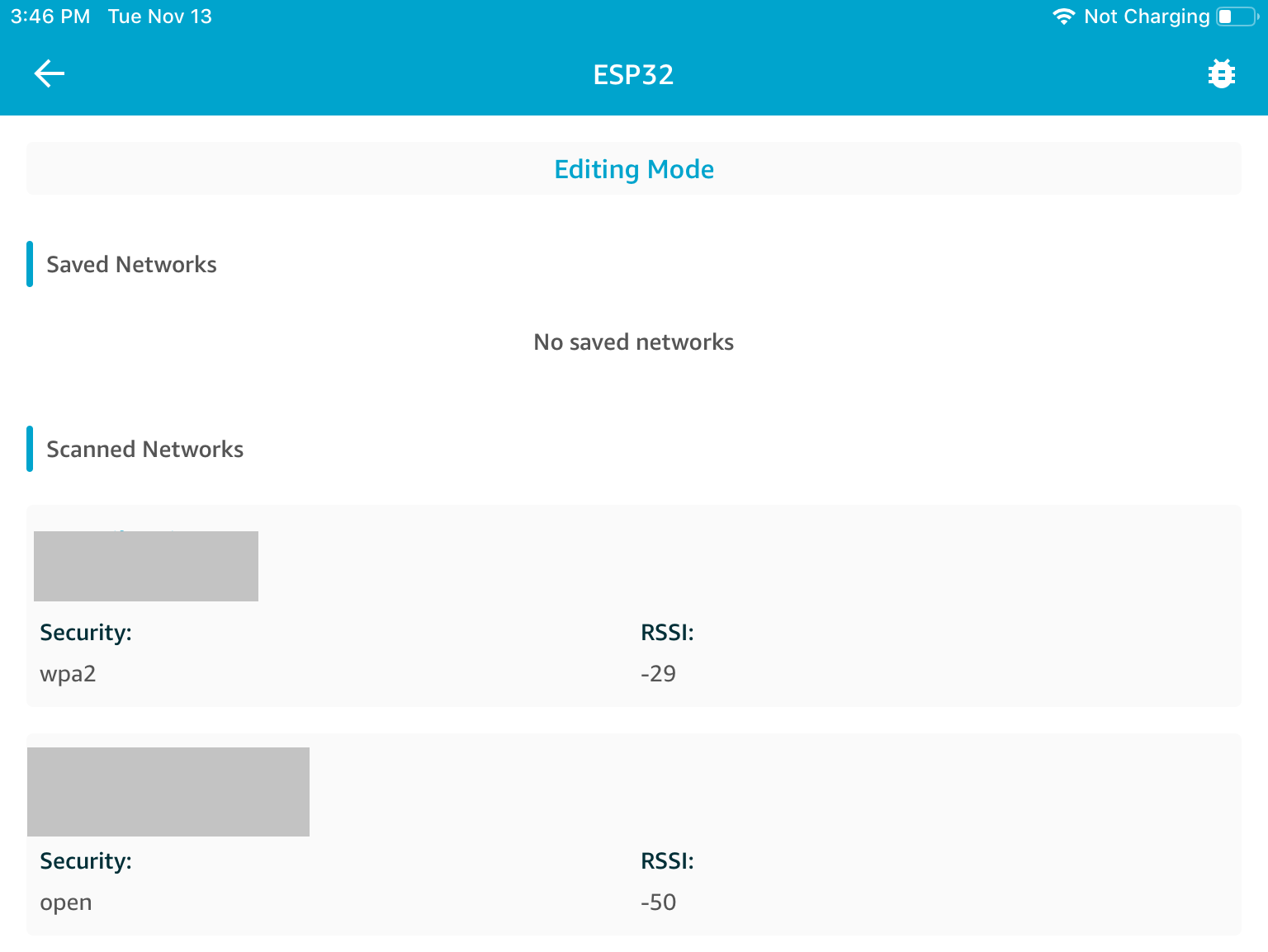 ESP32 裝置管理介面未顯示任何已儲存的網路，兩個已掃描的開放式 wi-fi 網路，一個具有 WPA2 安全且 RSSI 為 -29，另一個具有開放式安全且 RSSI 為 -50。