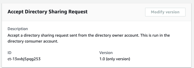 包含描述、ID 和版本欄位的 Accept Directory Sharing Request 表單。