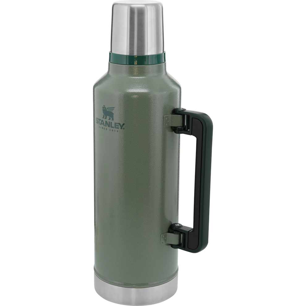 Stanley 1913 Classic Legendary Bottle 2.5 QT in Hammertone Green