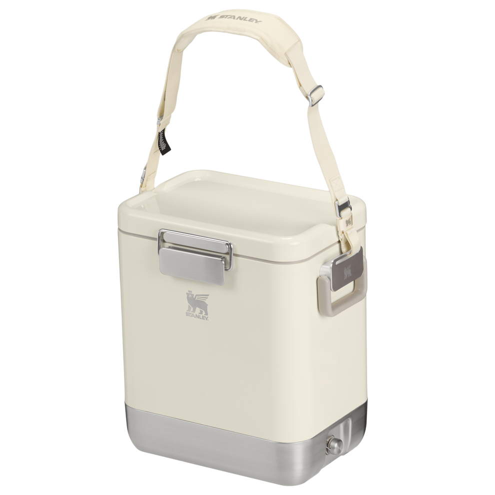 Stanley 1913 The Stanley Lifted Spirits™ Steel Cooler 26 QT in Cream Gloss