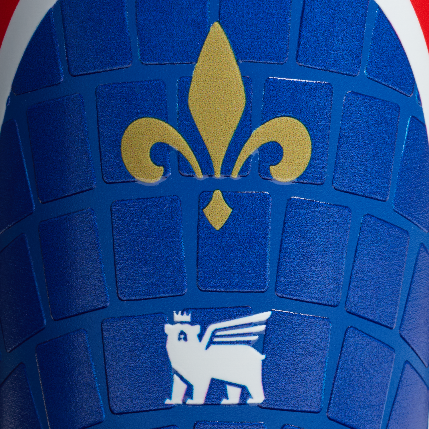 Stanley 1913 Stanley 1913 x Paris Saint-Germain Quencher® ProTour Flip Straw Tumbler 40 OZ in PSG Nouveau | View 5
