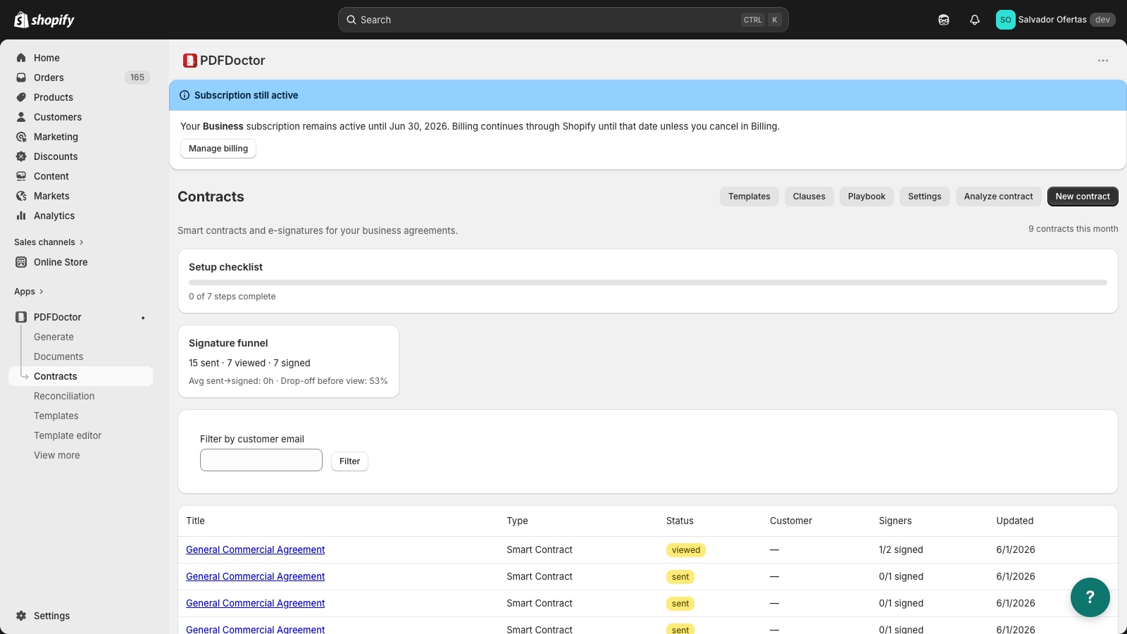 Contracts list with e-signature status and customer filter