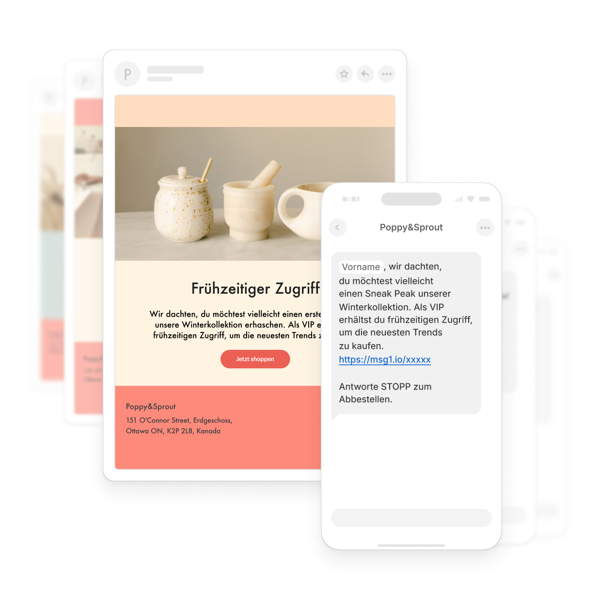 Das Bild enthält einen Stapel Werbekarten für Rabatte, Produktaktualisierungen und frühzeitige Angebote, die per E-Mail und SMS versendet werden können. Die oberste Werbekarte zeigt die Beispielmarke Poppy&Sprout mit drei Küchengefäßen aus Keramik.